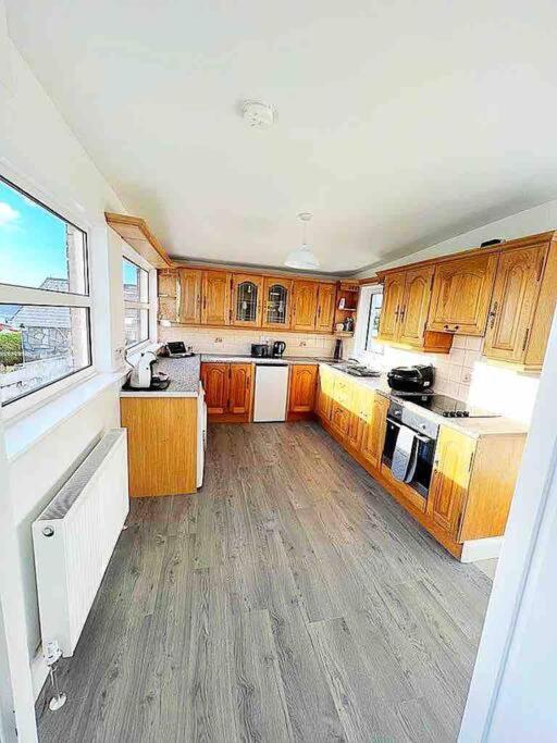 Mcbride'S Bungalow, Chapel Road Dungloe Donegal Town Exteriör bild